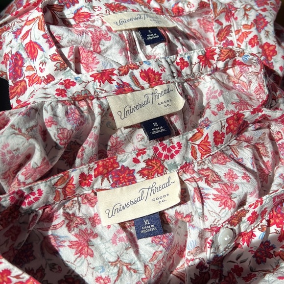 Universal Thread, Puff Blouse, Balloon style, Poet, floral long sleeve - Picture 3 of 7